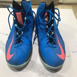 Nike hyper dunk Nike basketball shoes